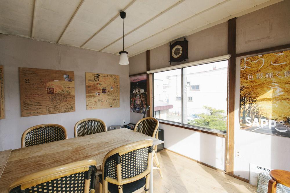 Guest House Waya Sapporo Exterior foto